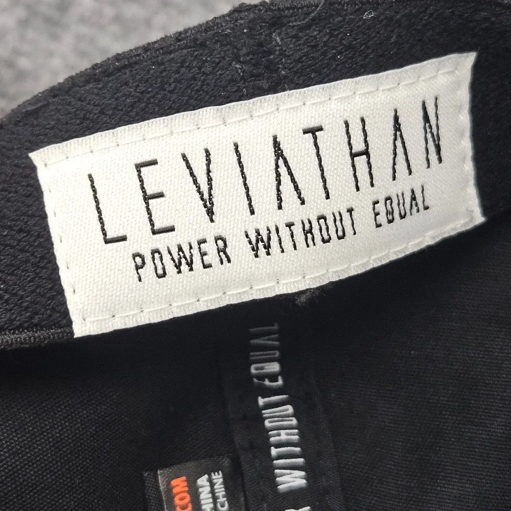 Leviathan Fitted Hat S M Black Red‎ Octopus Embroidery Streetwear Minimalist